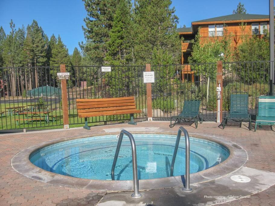 3Br Tahoe Donner Cabin With Hoa Perks Like Pools Hot-Tub Minutes To Trails Lake Golf Truckee Ngoại thất bức ảnh