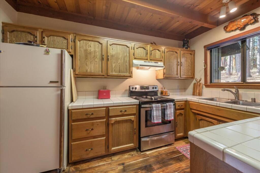 3Br Tahoe Donner Cabin With Hoa Perks Like Pools Hot-Tub Minutes To Trails Lake Golf Truckee Ngoại thất bức ảnh