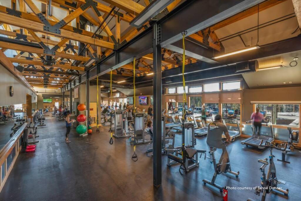 3Br Tahoe Donner Cabin With Hoa Perks Like Pools Hot-Tub Minutes To Trails Lake Golf Truckee Ngoại thất bức ảnh
